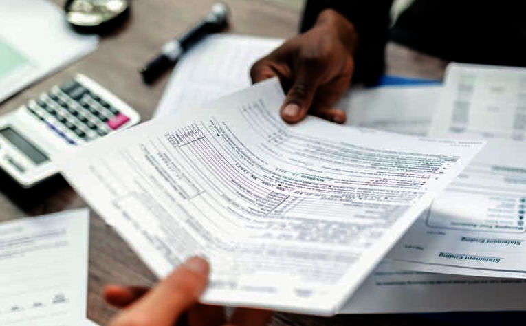 La Burocrazia ieri e oggi